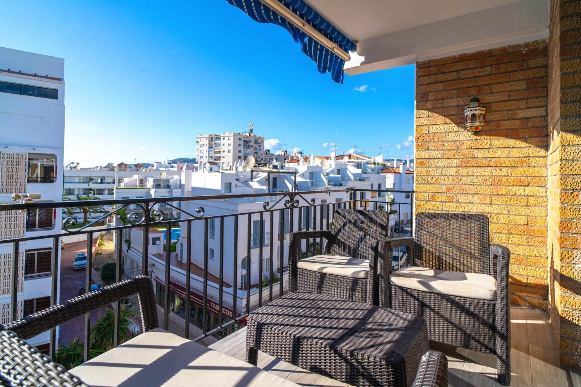 Bahia 49 Apartments Casasol เนร์คา ภายนอก รูปภาพ
